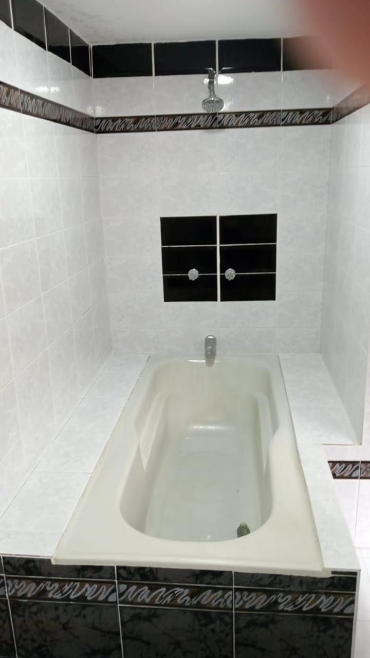 Casa Hotel Botero Medellín Buitenkant foto